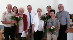 Die Ortsgemeinde Bodenheim freute sich, die Verdienste der drei Mitarbeiterinnen feierlich zu würdigen.